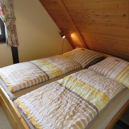 Deichgraf 65 Im Feriend Hollern-Twielenfleth